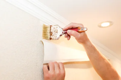 Pose de papier peint à Fuligny — revêtements muraux et toiles de verre